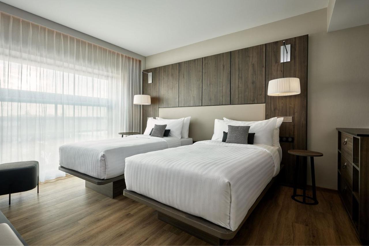 Standard Twin Room,1373370578:JPEG